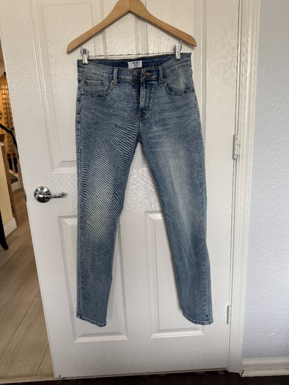 Denizen from Levi’s 216 Slim Jeans 30x32 Medium Wash